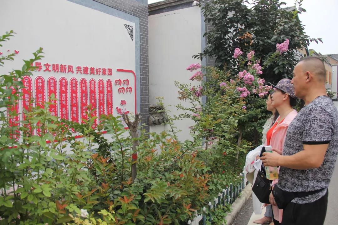 10-1ZRFUA6328.jpg 10-1ZRFUA6328.jpg